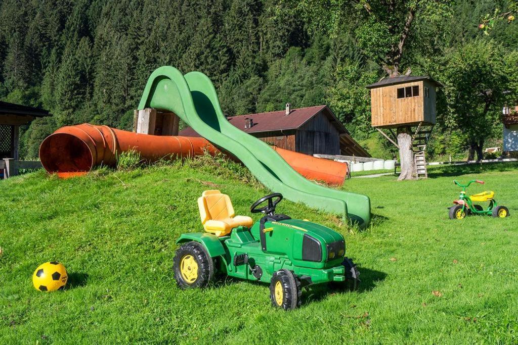 Landhaus Gredler Mayrhofen Eksteriør bilde